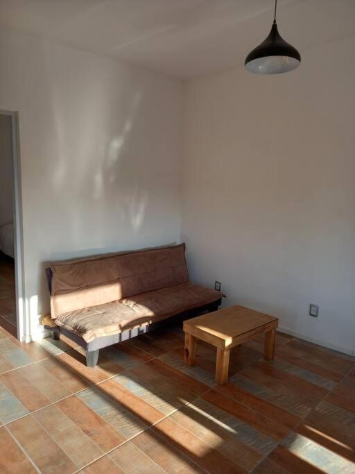 Comoda Casa Con Jardin En Κολονία ντε Σακραμεντο Εξωτερικό φωτογραφία
